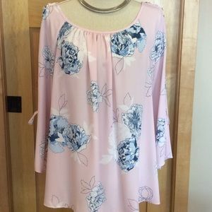NWOT Zac and Rachel Blouse